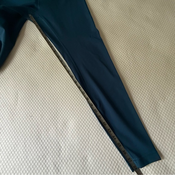 Lululemon Wunder Under High Rise Tight 28”‎ Full on Luxtreme Deep Marine Size 10 - Picture 10 of 10